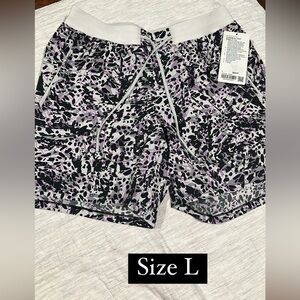 Men’s licensed to train shorts size L lululemon